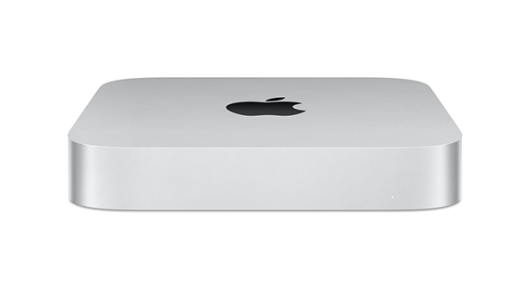 Silbernes, rechteckiges Computergerät mit abgerundeten Ecken und einem schwarzen Apple-Logo auf der Oberseite, das dem Mac Mini ähnelt. Von vorne auf weißem Hintergrund betrachtet.