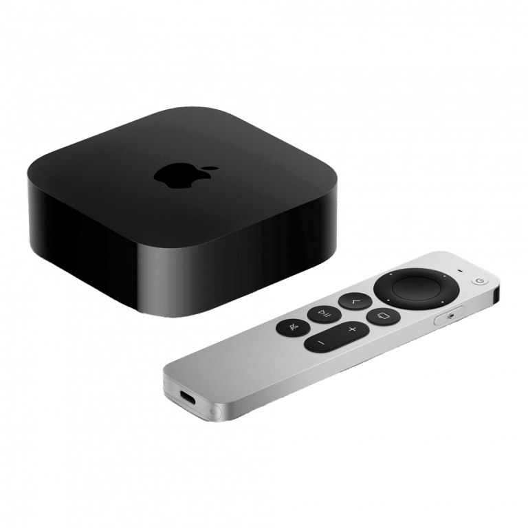Eine schwarze Apple TV-Box neben einer passenden silbernen Fernbedienung mit einem schwarzen runden Navigationspad und mehreren Tasten zur Steuerung. Das Apple-Logo ist sowohl auf der Box als auch auf der Fernbedienung sichtbar.