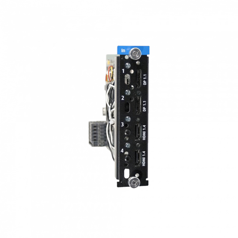 Nahaufnahme einer Computerplatine mit verschiedenen Anschlüssen und Verbindern, darunter zwei HDMI-Anschlüsse und USB-Anschlüsse. Die Seite ist mit Nummern und Spezifikationen beschriftet. Auf der linken Seite sind Kabel sichtbar. Der Hintergrund ist transparent.