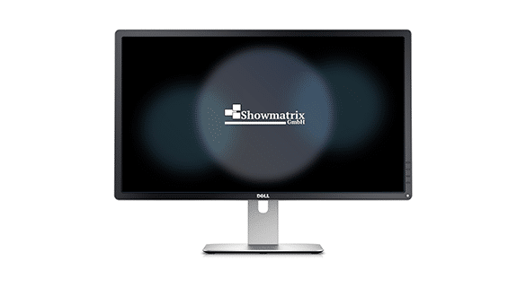 Ein Dell-Computermonitor mit dem Logo der Showmatrix GmbH. Der Bildschirm ist schwarz mit einem verschwommenen kreisförmigen Lichteffekt um das Logo. Der Monitor hat einen silbernen Standfuß.