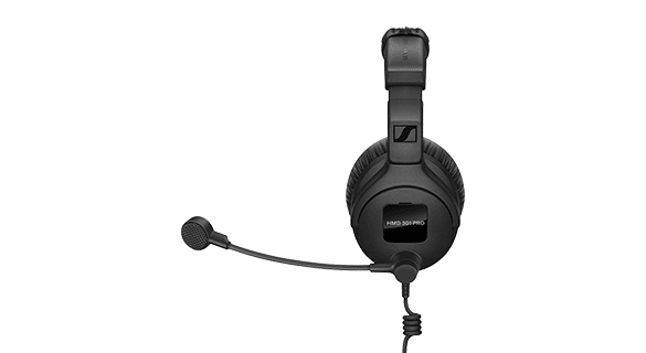 Schwarzes Over-Ear-Headset mit angeschlossenem flexiblem Boom-Mikrofon. Das Headset verfügt über gepolsterte Ohrpolster und einen Kopfbügel mit einem kleinen Logo und dem Etikett „HMD 300 PRO“ an der Seite. Das Design ist elegant und professionell.