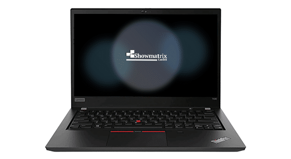 Ein schwarzer Laptop mit dem Showmatrix Toolkit-Logo auf dem Bildschirm. Der Laptop hat einen roten Trackpoint in der Mitte der Tastatur und das Lenovo-Logo auf der Blende unter dem Bildschirm.
