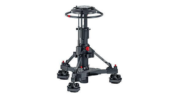 Ein schwarzer Dreibein-Rollwagen mit ausziehbaren Beinen und Lenkrollen. Die Mittelsäule ist verstellbar und verfügt über rote Verriegelungsmechanismen. Die Oberseite hat einen runden Rahmen mit einer Plattform zur Montage von Geräten.